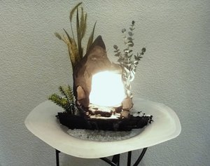 Schungit-Brunnen_1.JPG